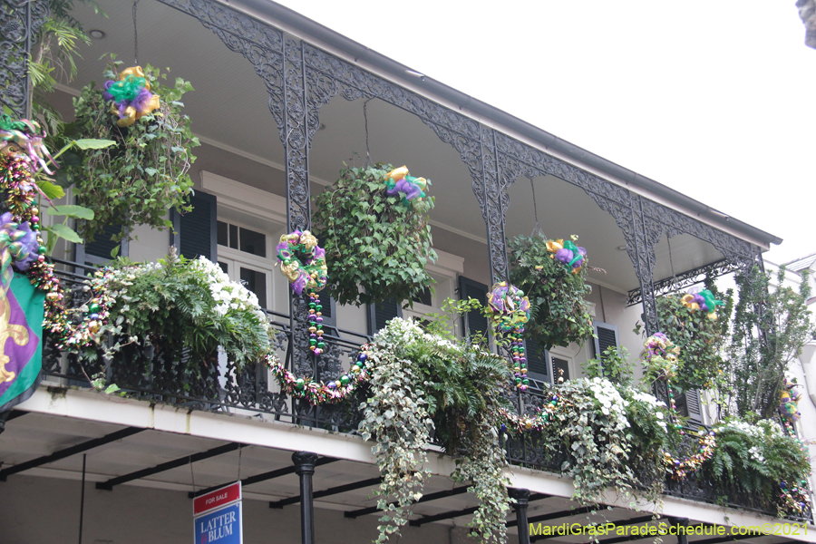 Krewe-of-House-Floats-04044-French-Quarter-2021