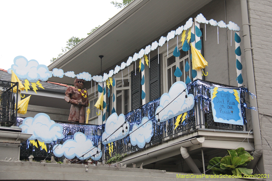 Krewe-of-House-Floats-04048-French-Quarter-2021