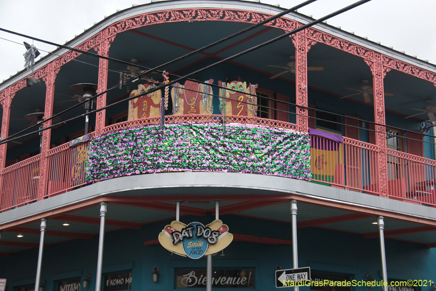 Krewe-of-House-Floats-04051-French-Quarter-2021