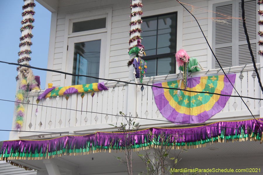 Krewe-of-House-Floats-01869-Freret-2021