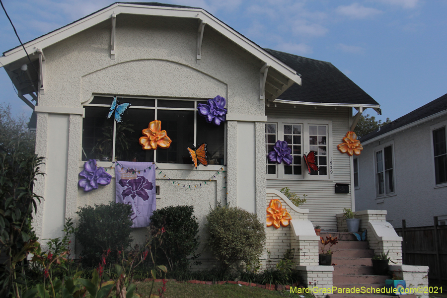 Krewe-of-House-Floats-01887-Freret-2021