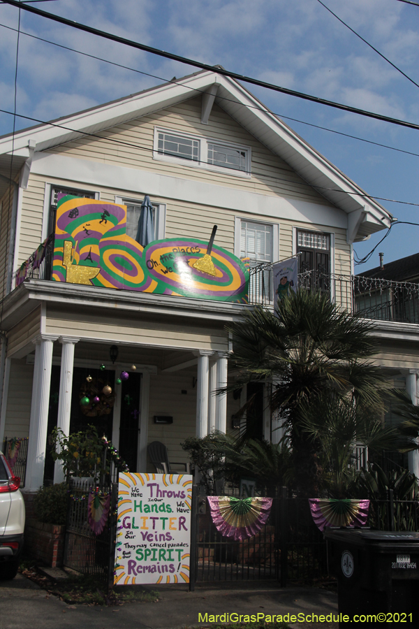 Krewe-of-House-Floats-01888-Freret-2021