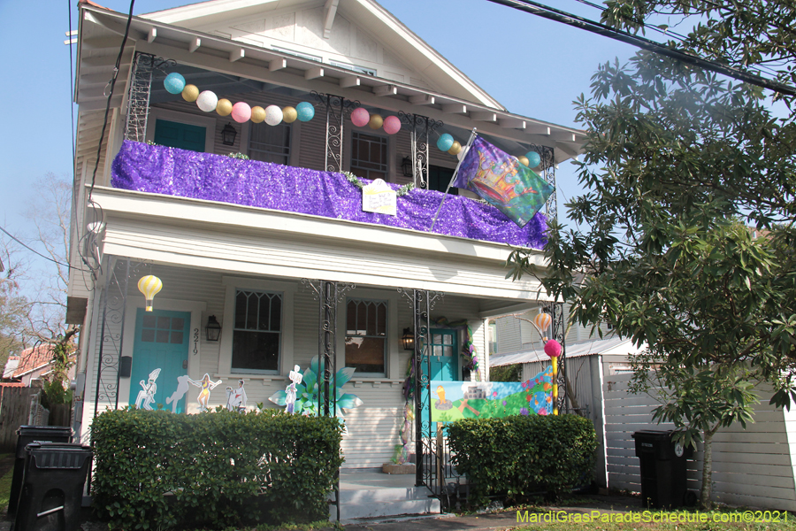 Krewe-of-House-Floats-01895-Freret-2021