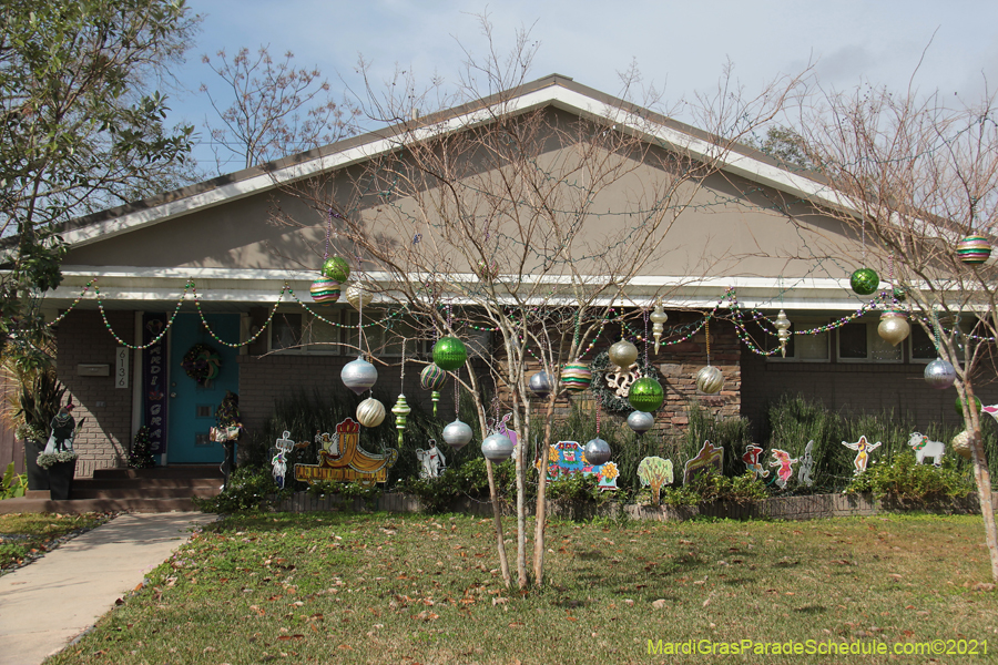 Krewe-of-House-Floats-03765-Lakeview-Lakeshore-WestEnd-2021