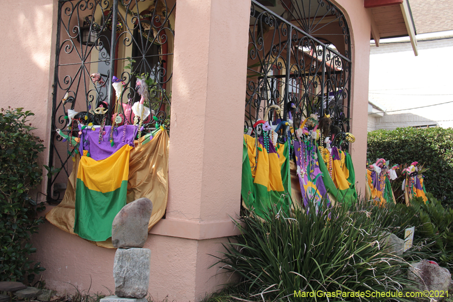 Krewe-of-House-Floats-03769-Lakeview-Lakeshore-WestEnd-2021