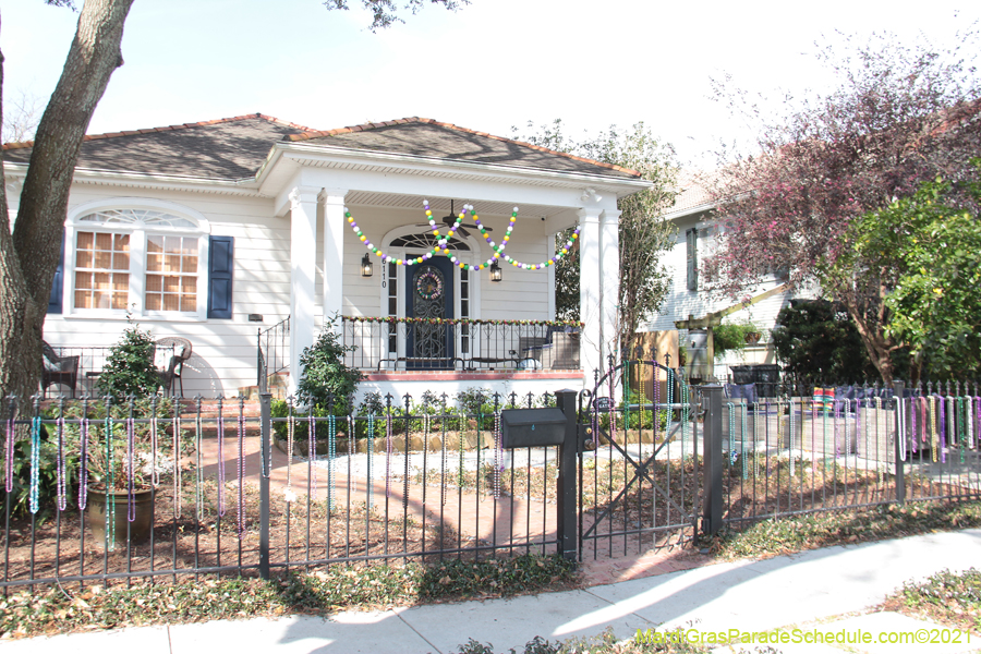 Krewe-of-House-Floats-03774-Lakeview-Lakeshore-WestEnd-2021