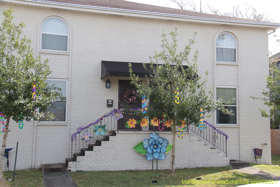 Krewe-of-House-Floats-03793-Lakeview-Lakeshore-WestEnd-2021