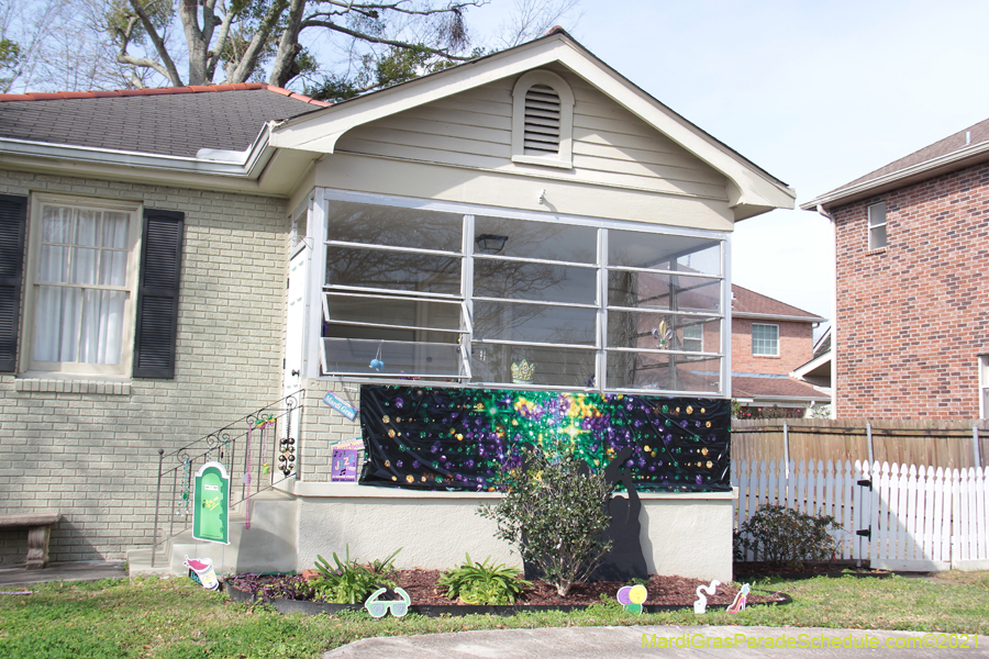 Krewe-of-House-Floats-03799-Lakeview-Lakeshore-WestEnd-2021