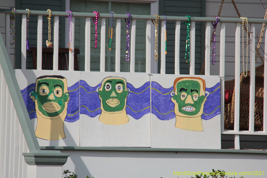 Krewe-of-House-Floats-03806-Lakeview-Lakeshore-WestEnd-2021