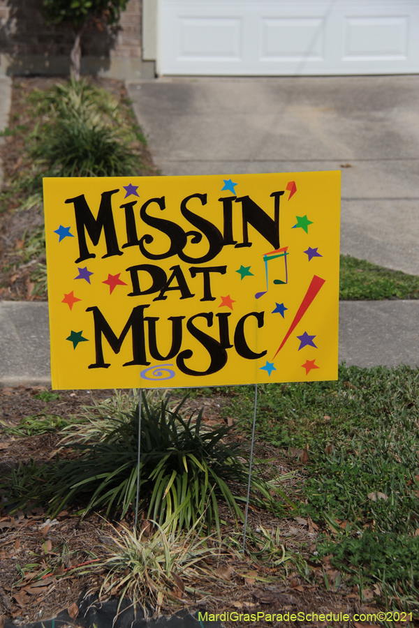 Krewe-of-House-Floats-03827-Lakeview-Lakeshore-WestEnd-2021