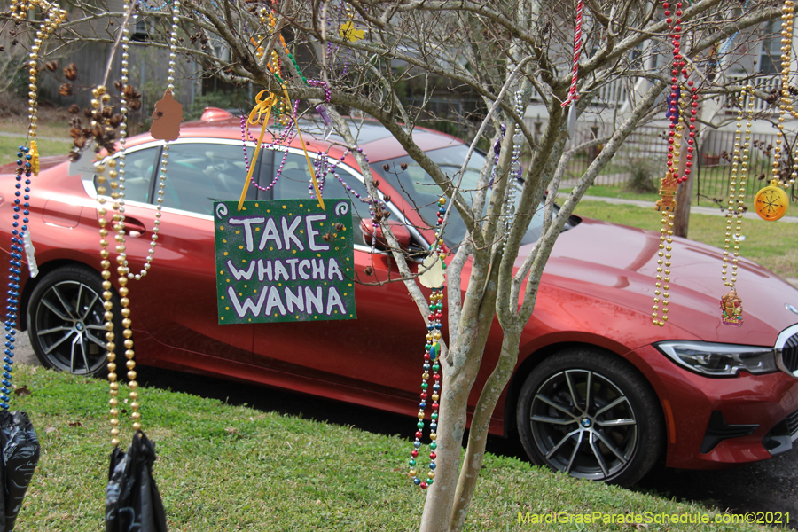 Krewe-of-House-Floats-03833-Lakeview-Lakeshore-WestEnd-2021