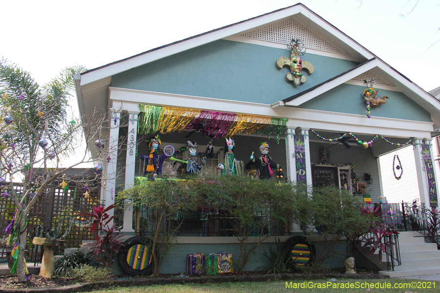 Krewe-of-House-Floats-00907-Mid-City-2021