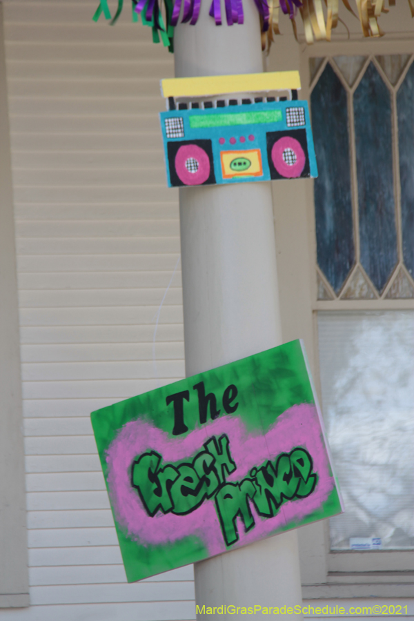 Krewe-of-House-Floats-00932-Mid-City-2021