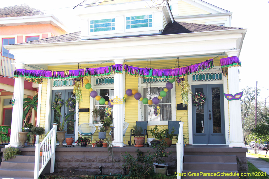 Krewe-of-House-Floats-00934-Mid-City-2021