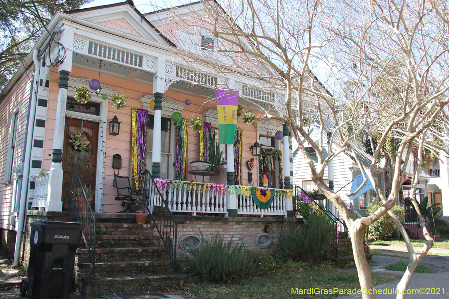 Krewe-of-House-Floats-00951-Mid-City-2021