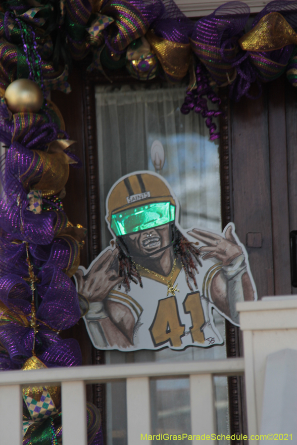 Krewe-of-House-Floats-00955-Mid-City-2021