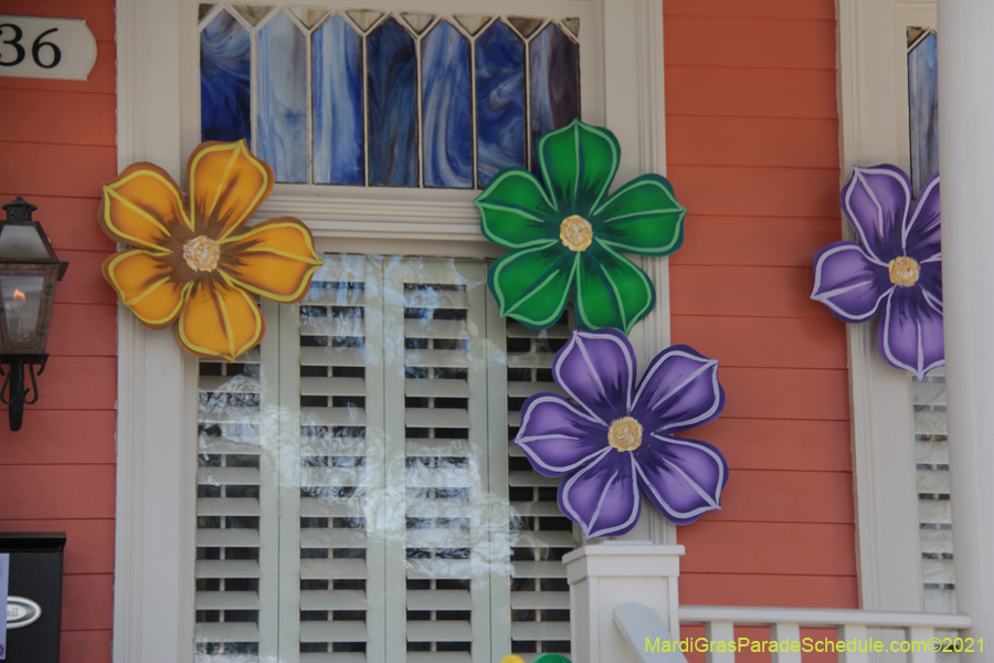 Krewe-of-House-Floats-00956-Mid-City-2021