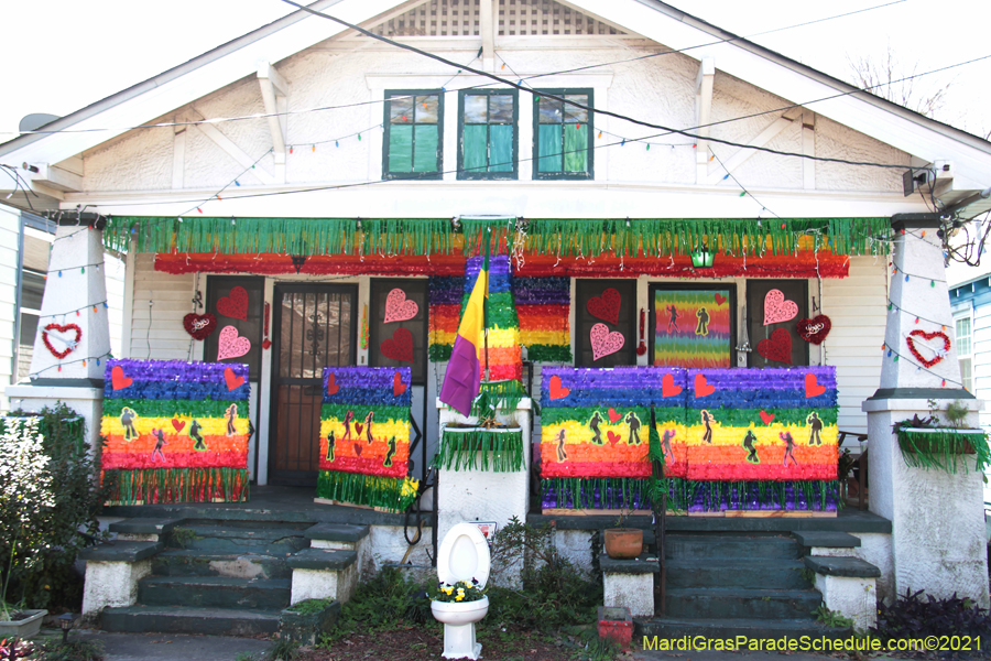 Krewe-of-House-Floats-00959-Mid-City-2021