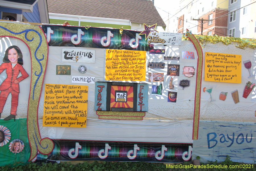 Krewe-of-House-Floats-00970-Mid-City-2021