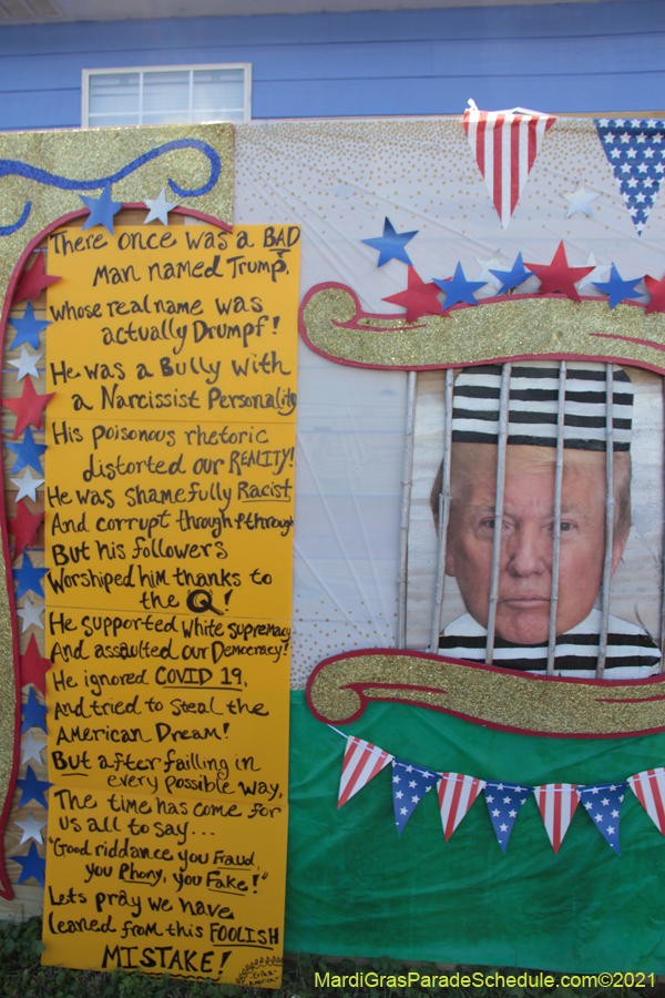 Krewe-of-House-Floats-00977-Mid-City-2021