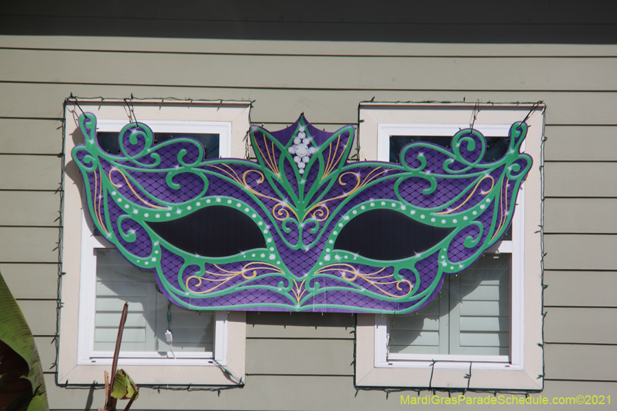 Krewe-of-House-Floats-00981-Mid-City-2021