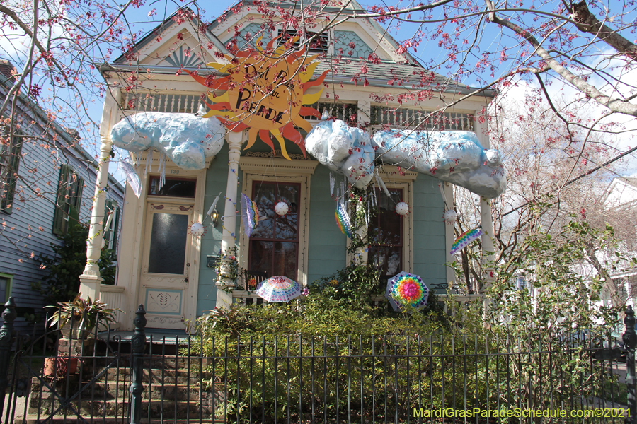 Krewe-of-House-Floats-01050-Mid-City-2021