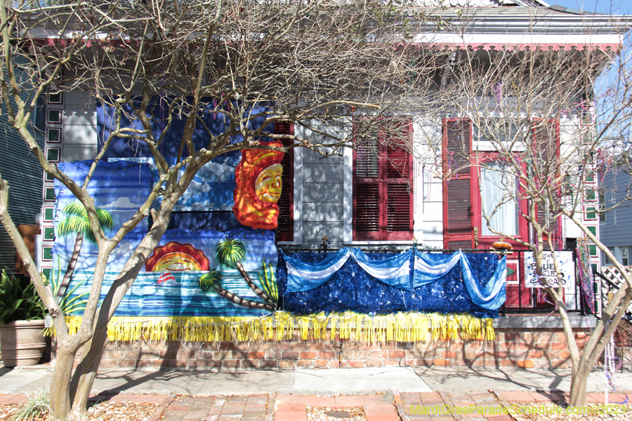 Krewe-of-House-Floats-01052-Mid-City-2021