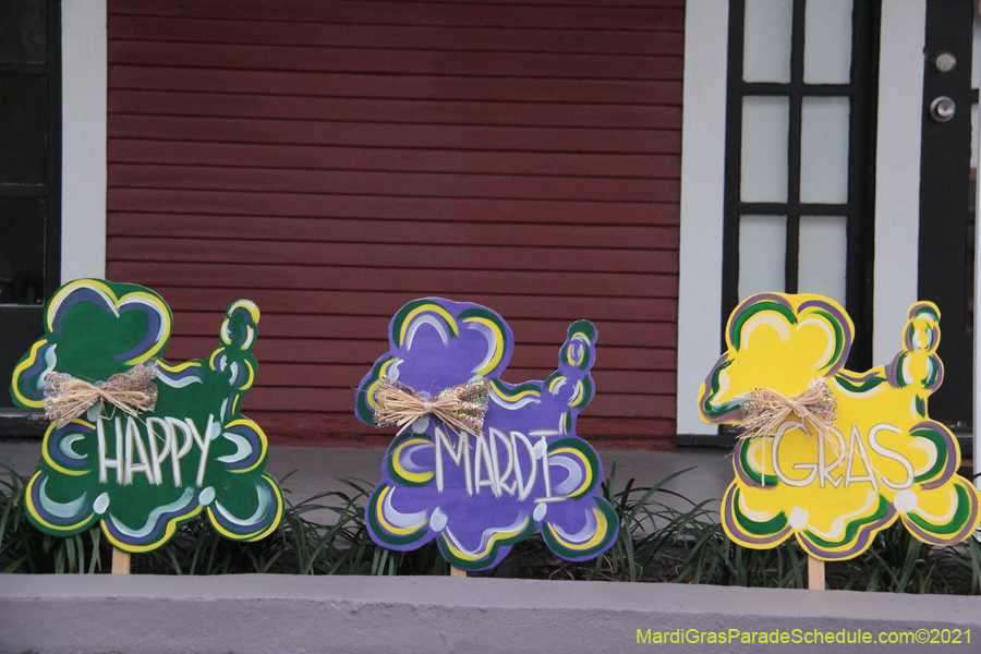 Krewe-of-House-Floats-01314-Navarre-Park-Places-2021