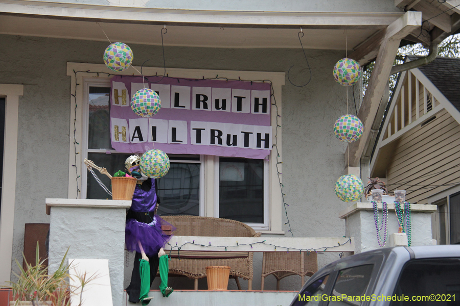 Krewe-of-House-Floats-01360-University-Uptown-2021