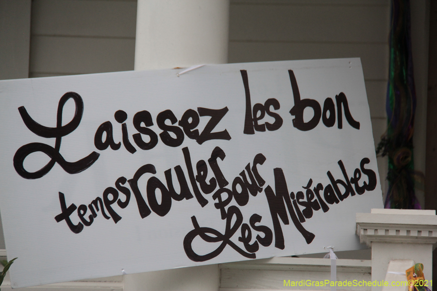 Krewe-of-House-Floats-01362-University-Uptown-2021