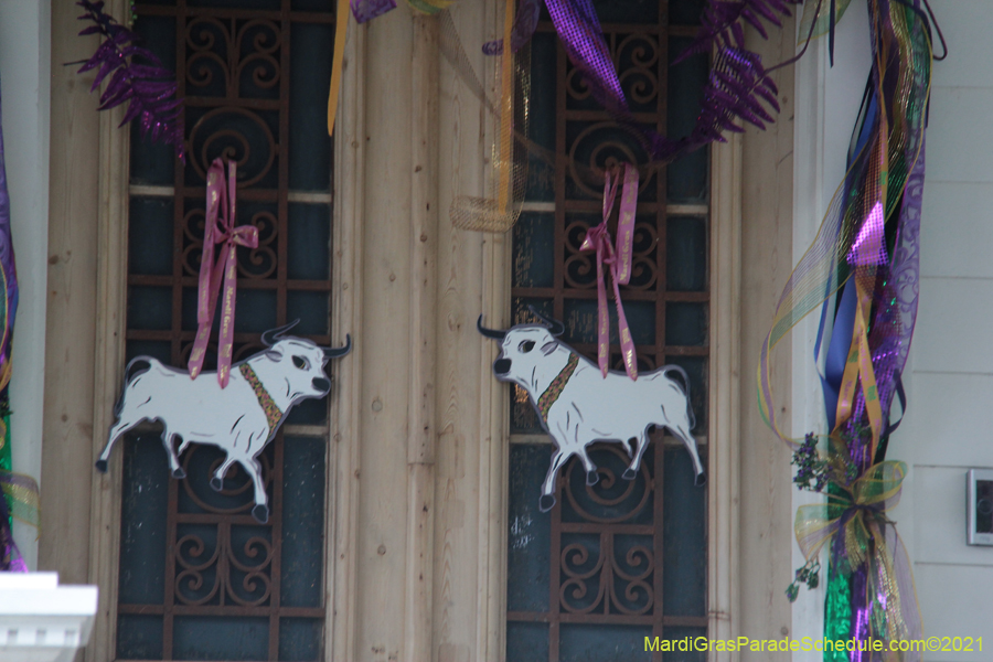 Krewe-of-House-Floats-01364-University-Uptown-2021