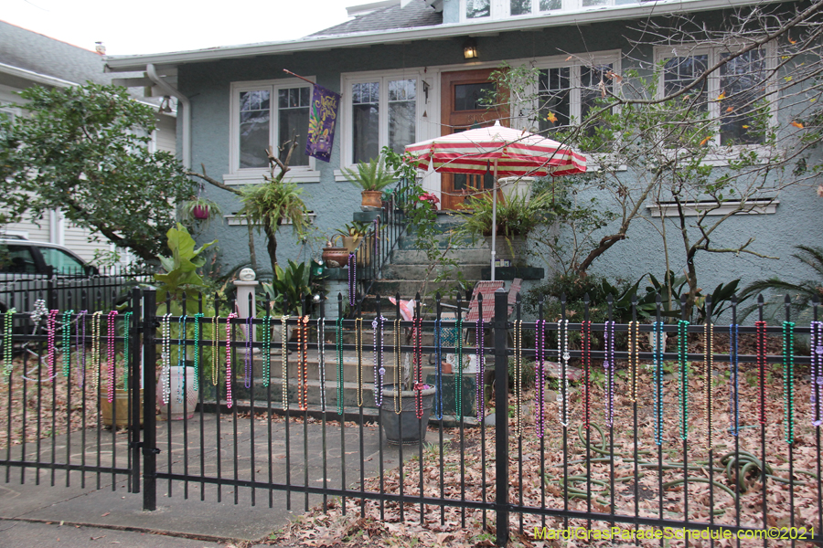 Krewe-of-House-Floats-01366-University-Uptown-2021