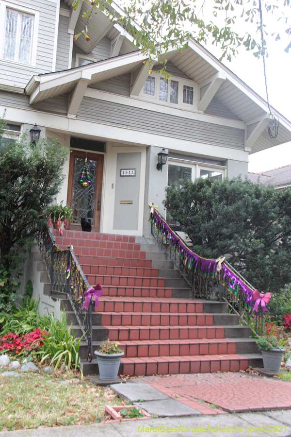 Krewe-of-House-Floats-01368-University-Uptown-2021