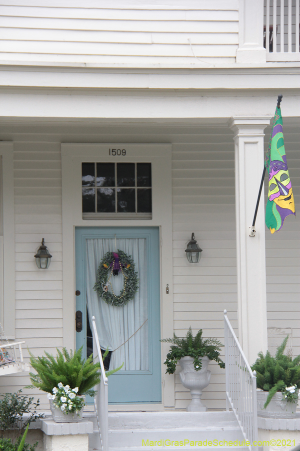 Krewe-of-House-Floats-01369-University-Uptown-2021