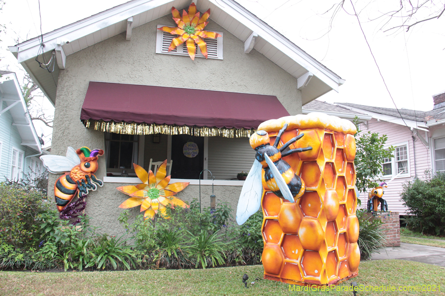 Krewe-of-House-Floats-01382-University-Uptown-2021