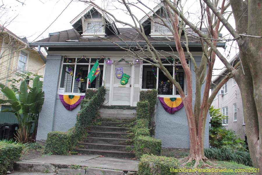 Krewe-of-House-Floats-01392-University-Uptown-2021