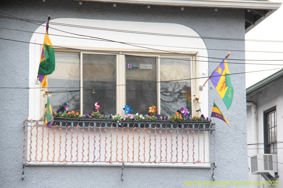 Krewe-of-House-Floats-01393-University-Uptown-2021