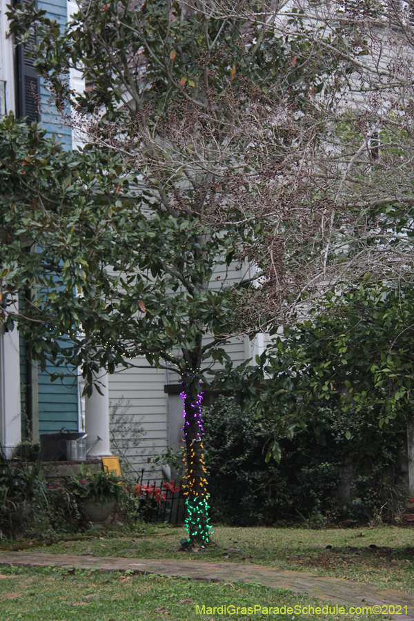 Krewe-of-House-Floats-01399-University-Uptown-2021