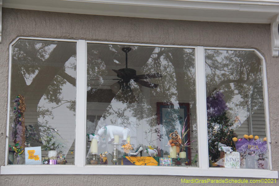 Krewe-of-House-Floats-01403-University-Uptown-2021