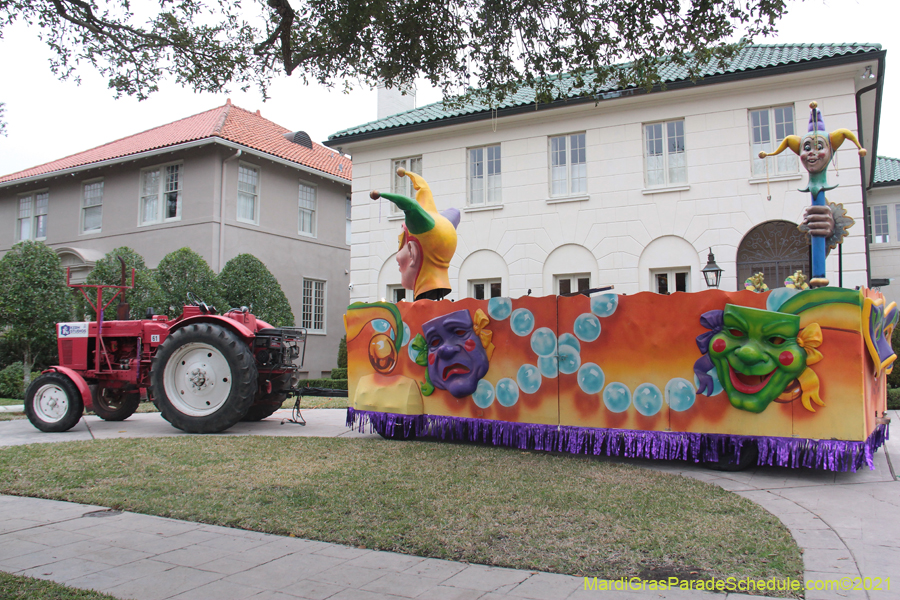 Krewe-of-House-Floats-01409-University-Uptown-2021