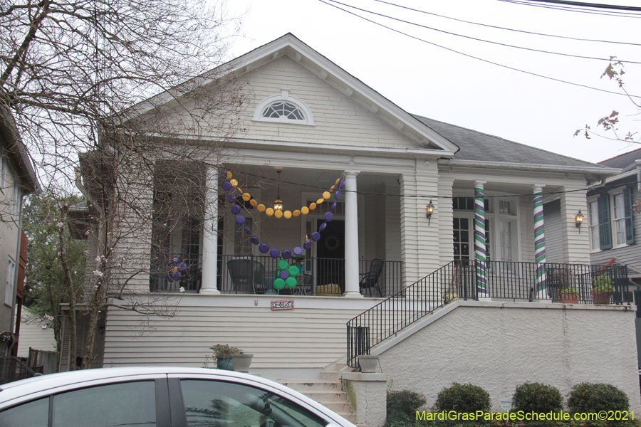 Krewe-of-House-Floats-01414-University-Uptown-2021