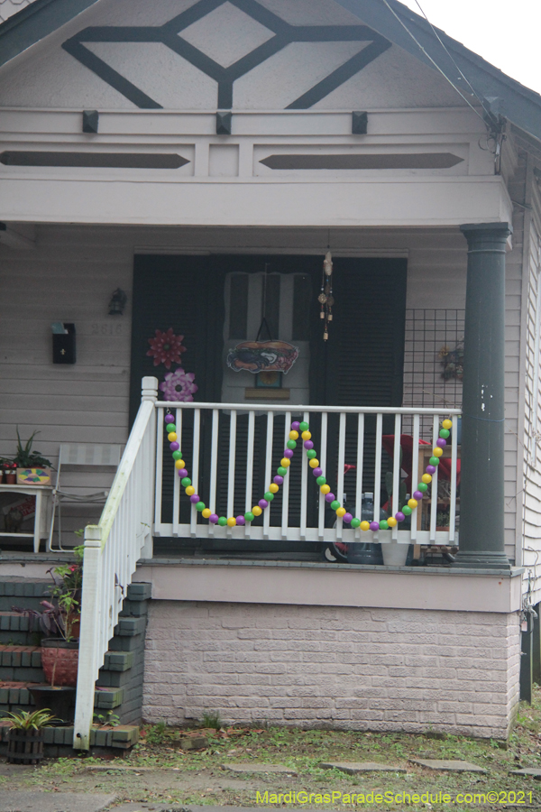 Krewe-of-House-Floats-01419-University-Uptown-2021