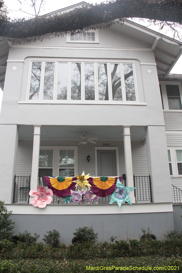 Krewe-of-House-Floats-01421-University-Uptown-2021