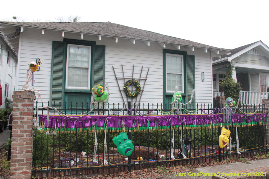 Krewe-of-House-Floats-01423-University-Uptown-2021