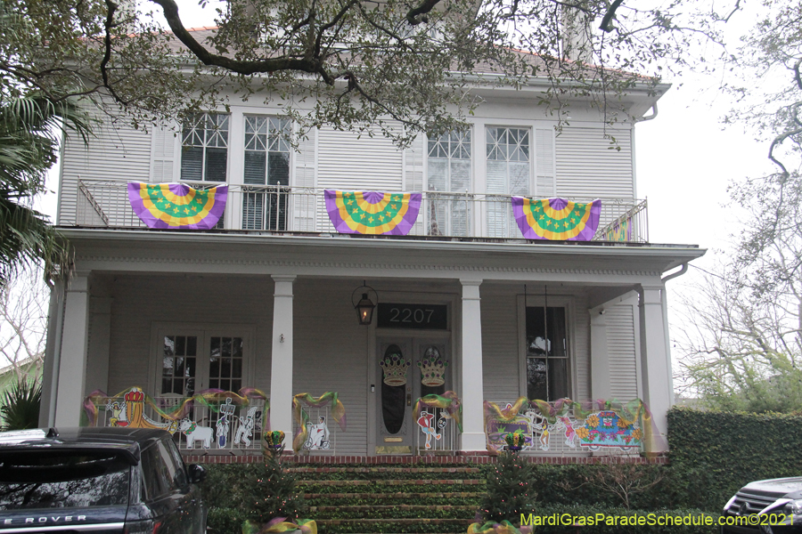 Krewe-of-House-Floats-01436-University-Uptown-2021