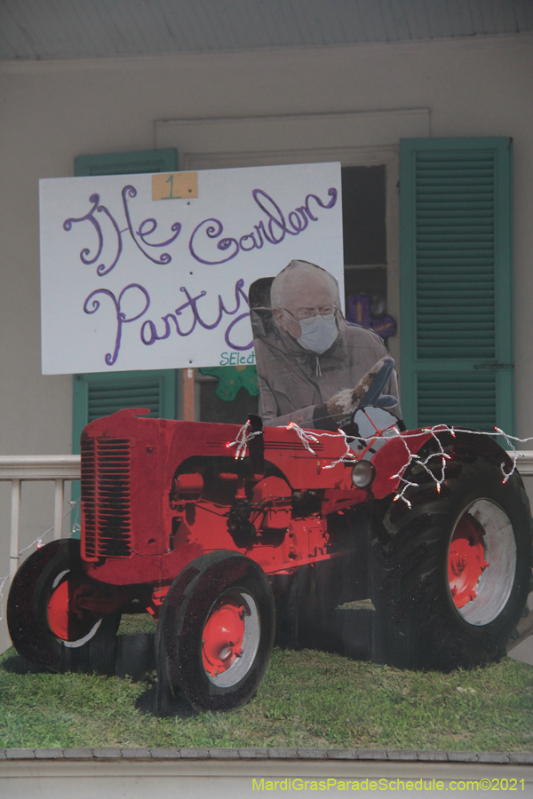 Krewe-of-House-Floats-01462-University-Uptown-2021