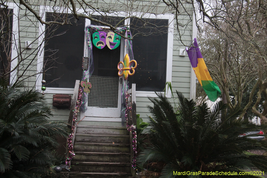 Krewe-of-House-Floats-01476-University-Uptown-2021