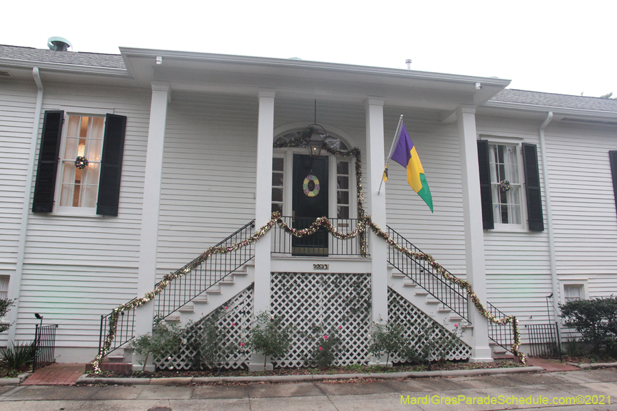 Krewe-of-House-Floats-01477-University-Uptown-2021