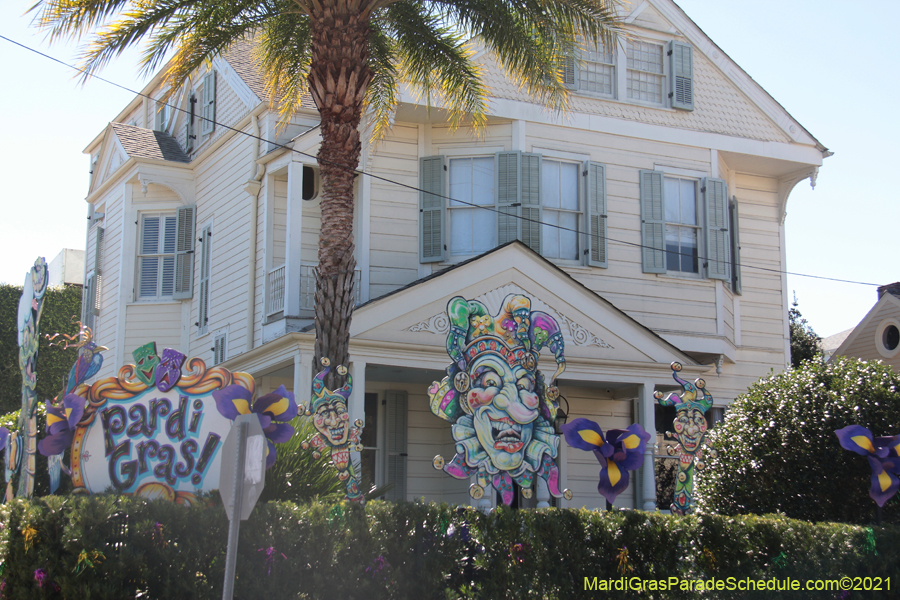 Krewe-of-House-Floats-01964-Uptown-2021