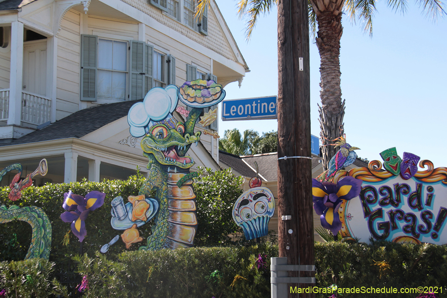 Krewe-of-House-Floats-01984-Uptown-2021